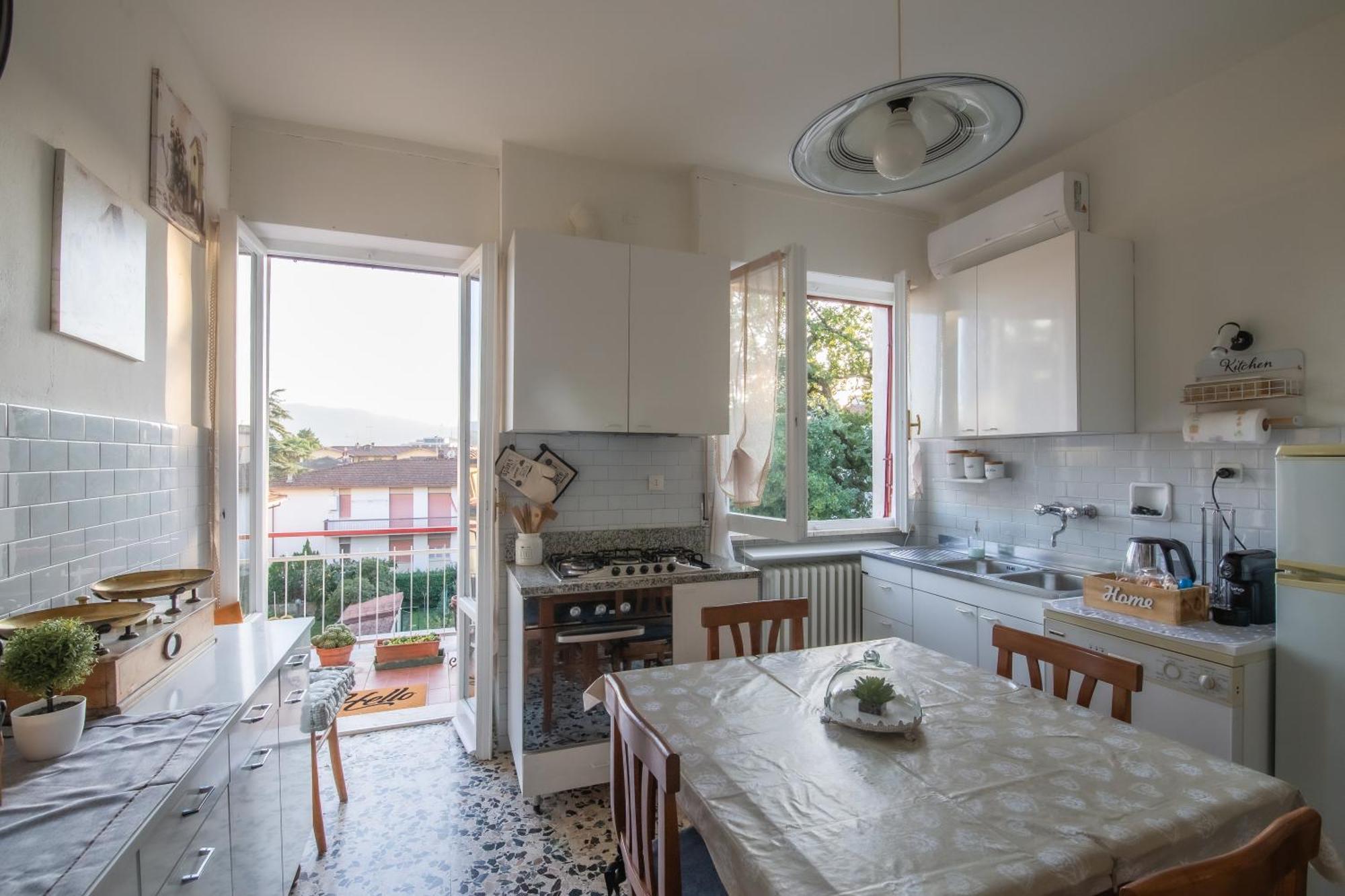 Domus Umberto - Guest House Arezzo Ngoại thất bức ảnh